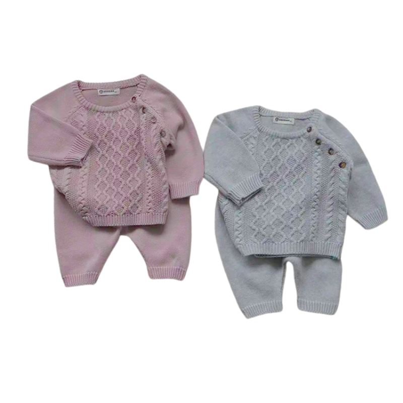 Newborn baby gender neutral cable knit outfit sets in pink and grey for reborn baby girls and boys.