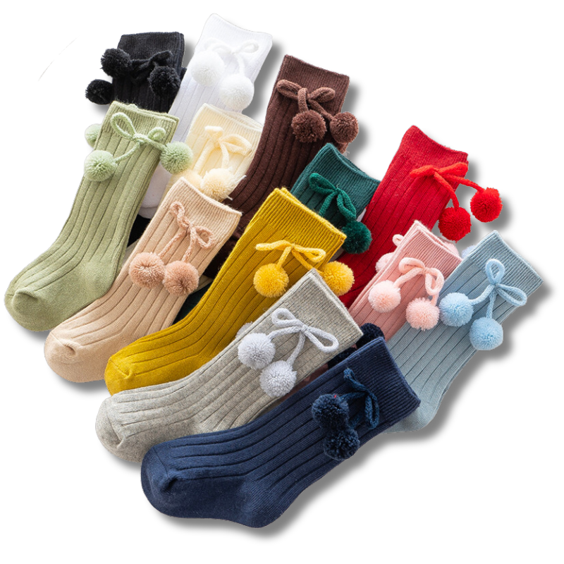 Knee-high Spanish baby socks with pompoms for reborn baby dolls boys and girls.