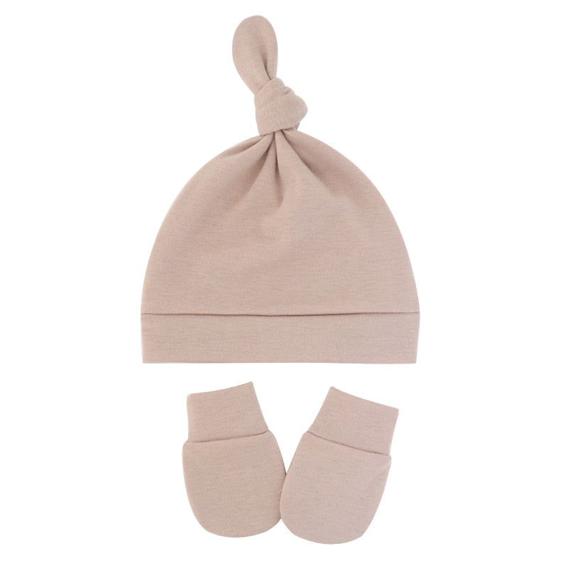 Creamy off white vanilla Newborn and preemie Reborn Anti-Scratch Mitts and Knotted baby Hats Sets for Baby Boys and Girls.