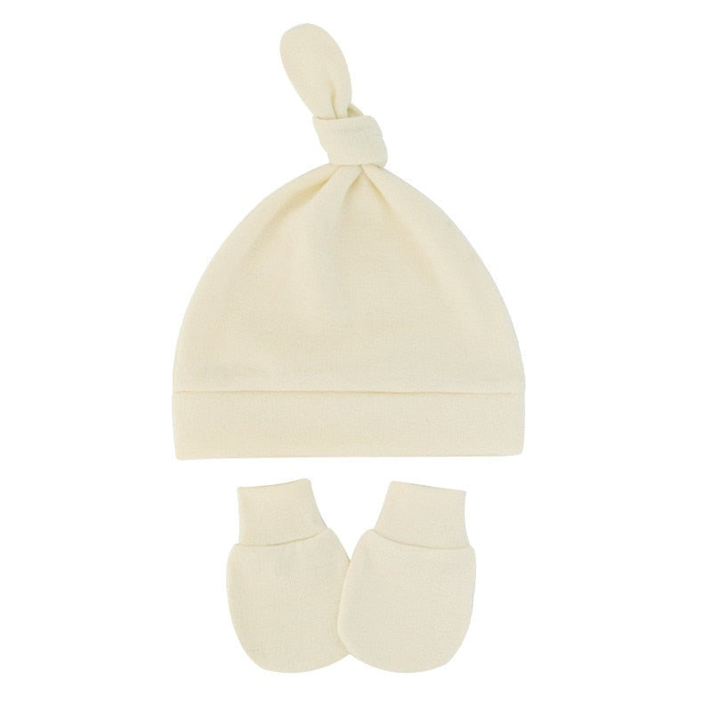 Off-White creamy Newborn and preemie Reborn Anti-Scratch Mitts and Knotted baby Hats Sets for Baby Boys and Girls.